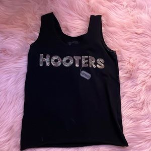 Hooters camo tank